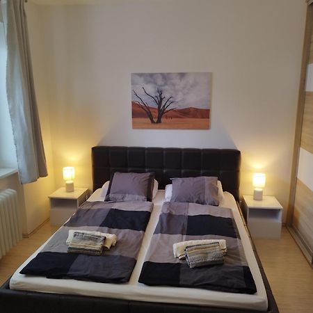 Amazing Flat In Old Town With Large Balcony Lägenhet Bratislava Exteriör bild